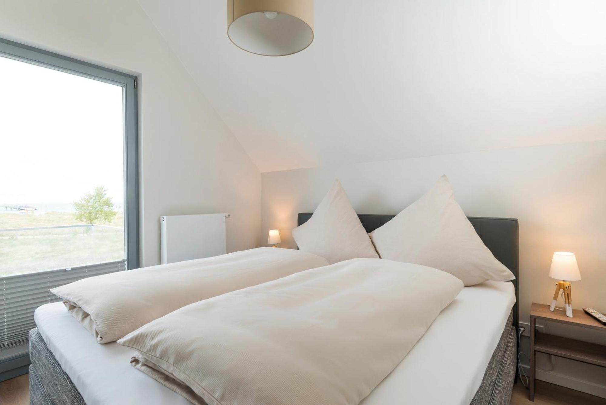 Ostsee - Reetdachhaus Nr 36 "Warder" Im Strand Resort Хайлигенхафен Екстериор снимка